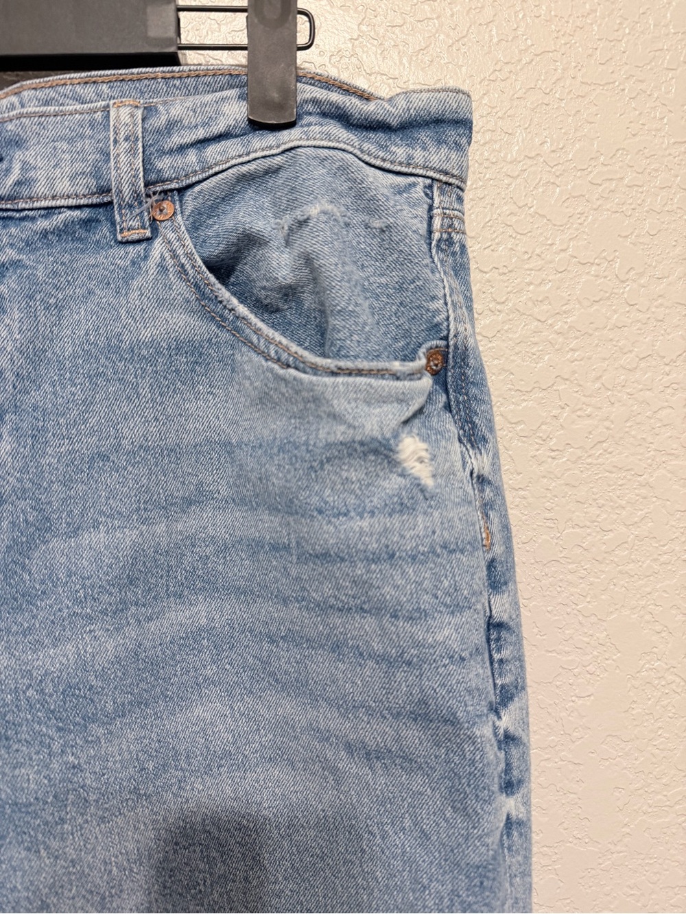 American Eagle Strigid Baggy Straight Jeans | Distressed High Rise Denim | 16 - Picture 6 of 14